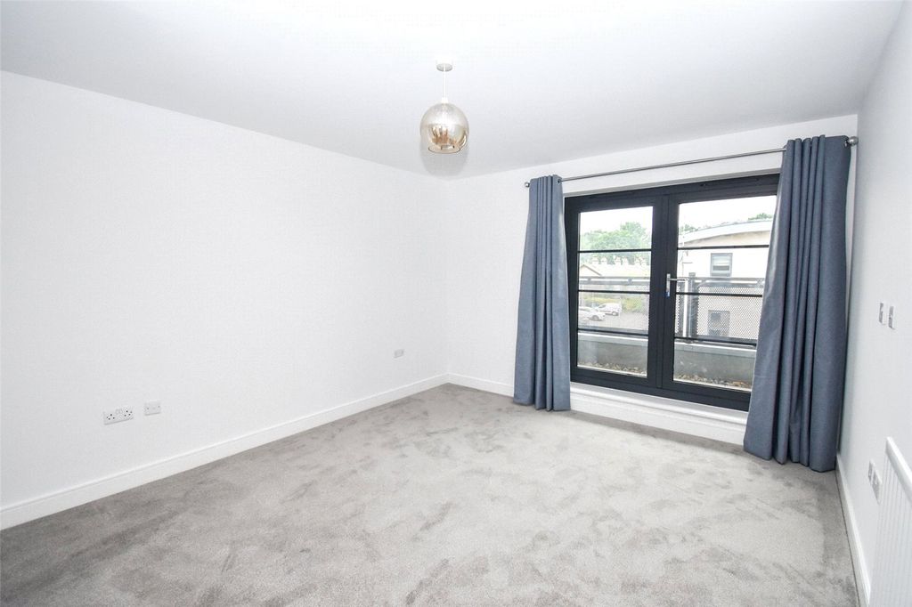 Property photo 3 of 12 Picture No. 33