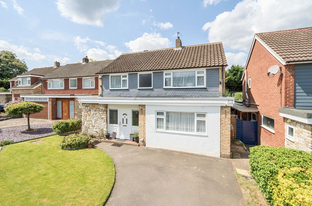 Property photo 1 of 22 External