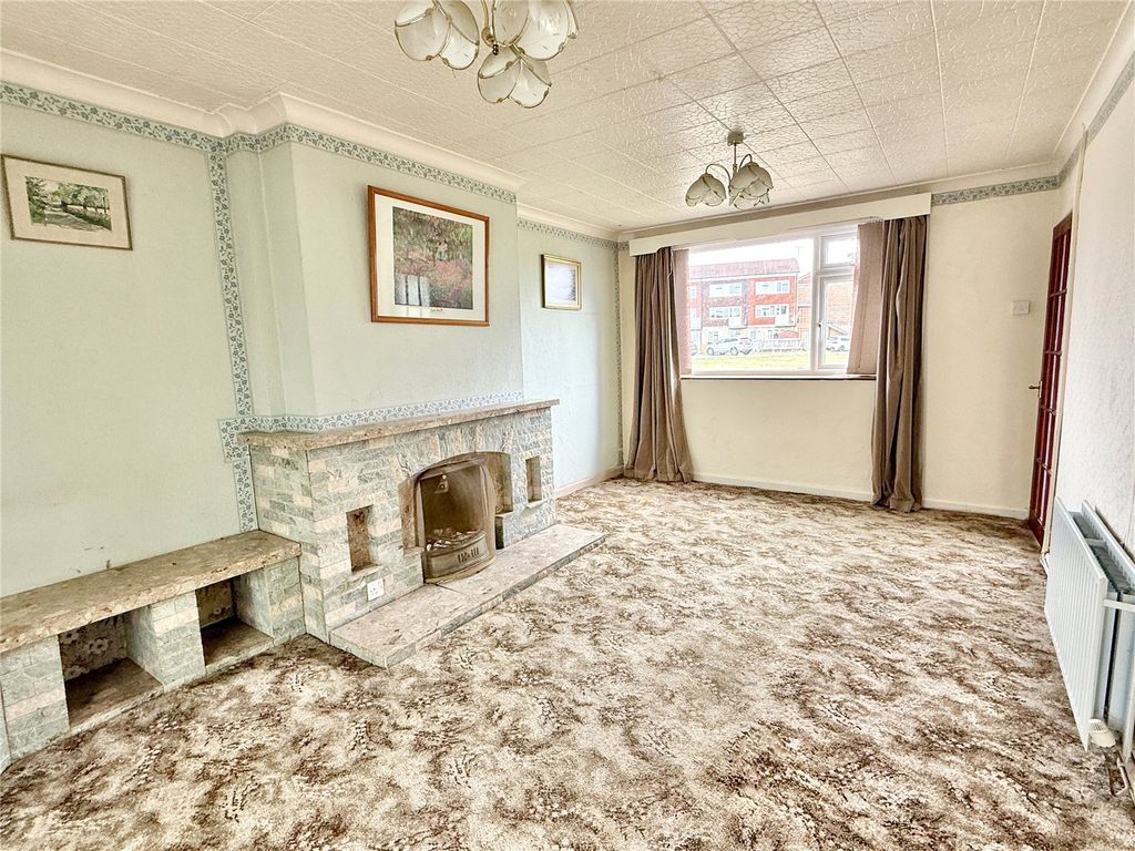 Property photo 3 of 15 Picture No. 12