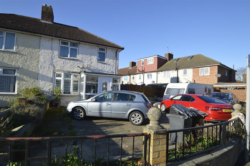 Additional image 17 of 3 bed semi-detached house for saleStudley Road, Dagenham RM9