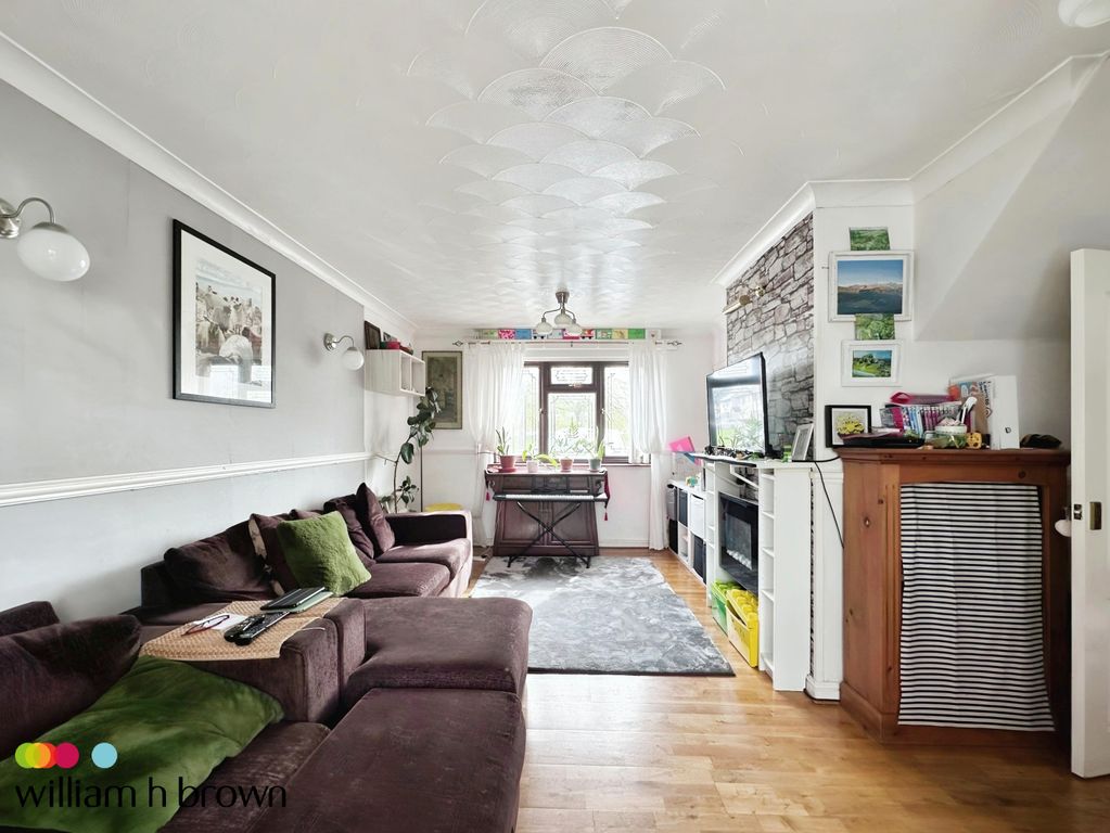 Property photo 2 of 10 Image