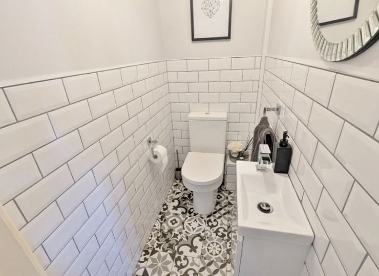 Property photo 2 of 16