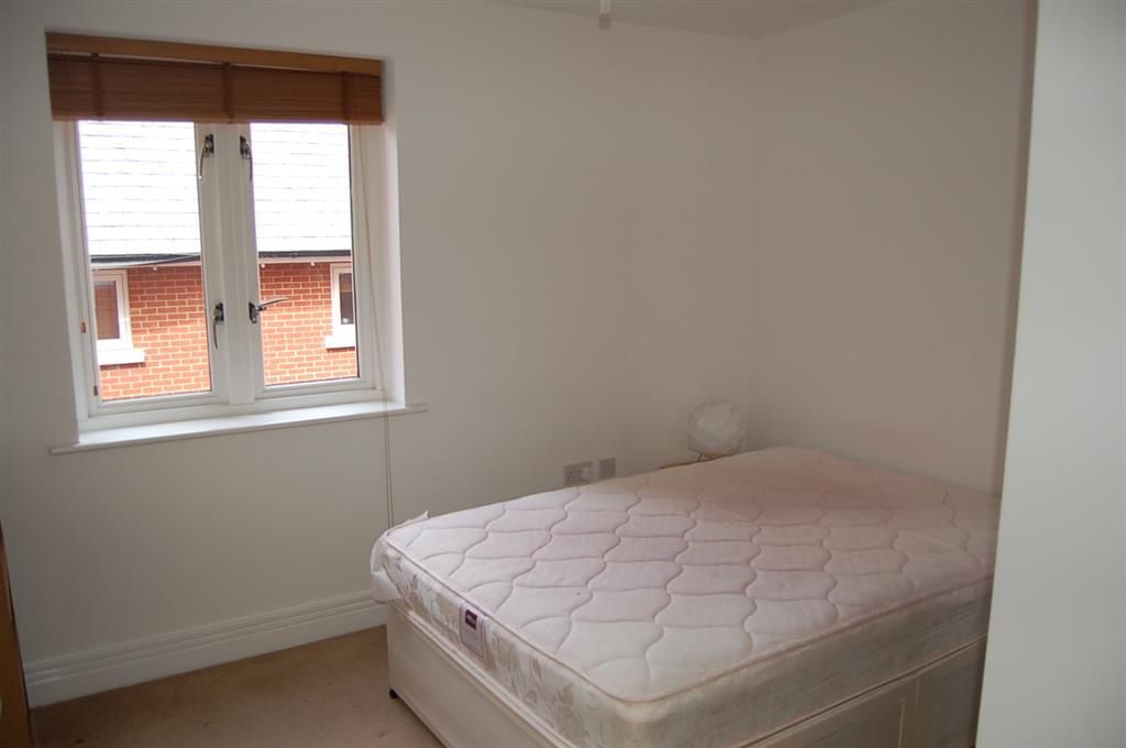 Property photo 3 of 4 Bedroom 1