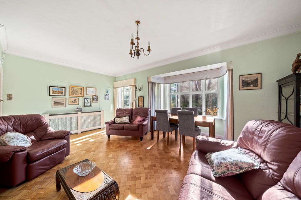 Property photo 2 of 22 Photo 17