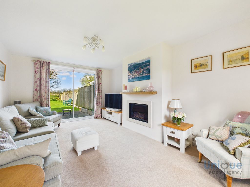 Property photo 3 of 27