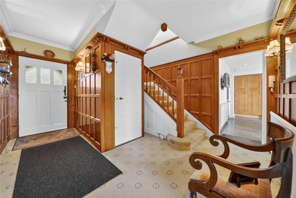 Property photo 2 of 19 Hall