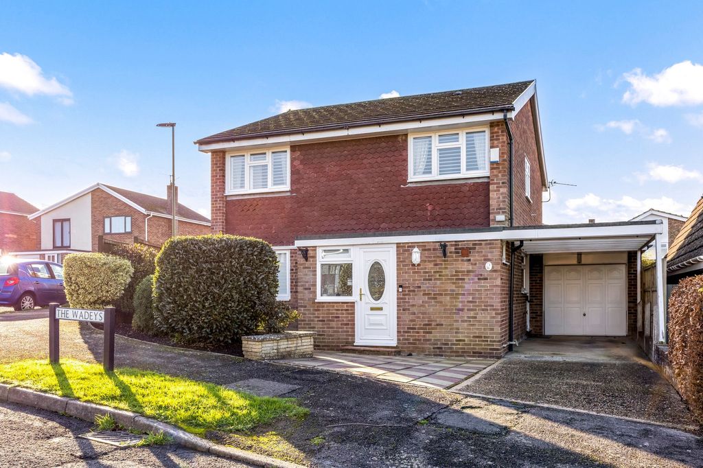 Property photo 1 of 19 Front