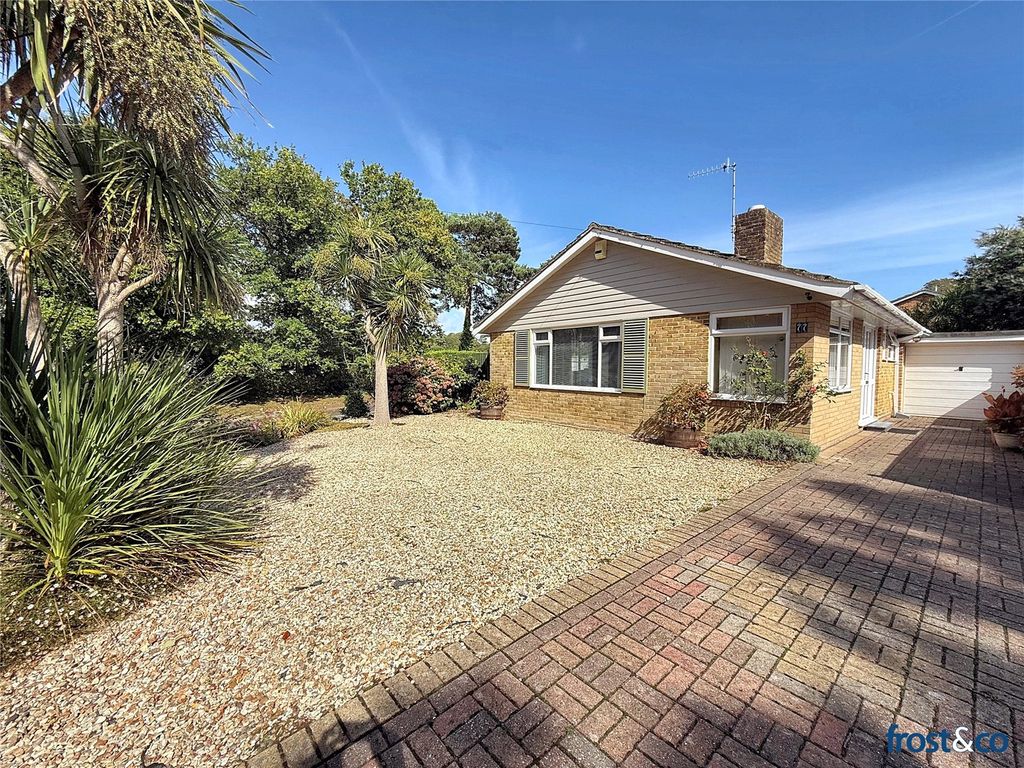 Property photo 1 of 20 Pottery Road