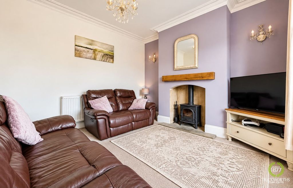Property photo 3 of 15
