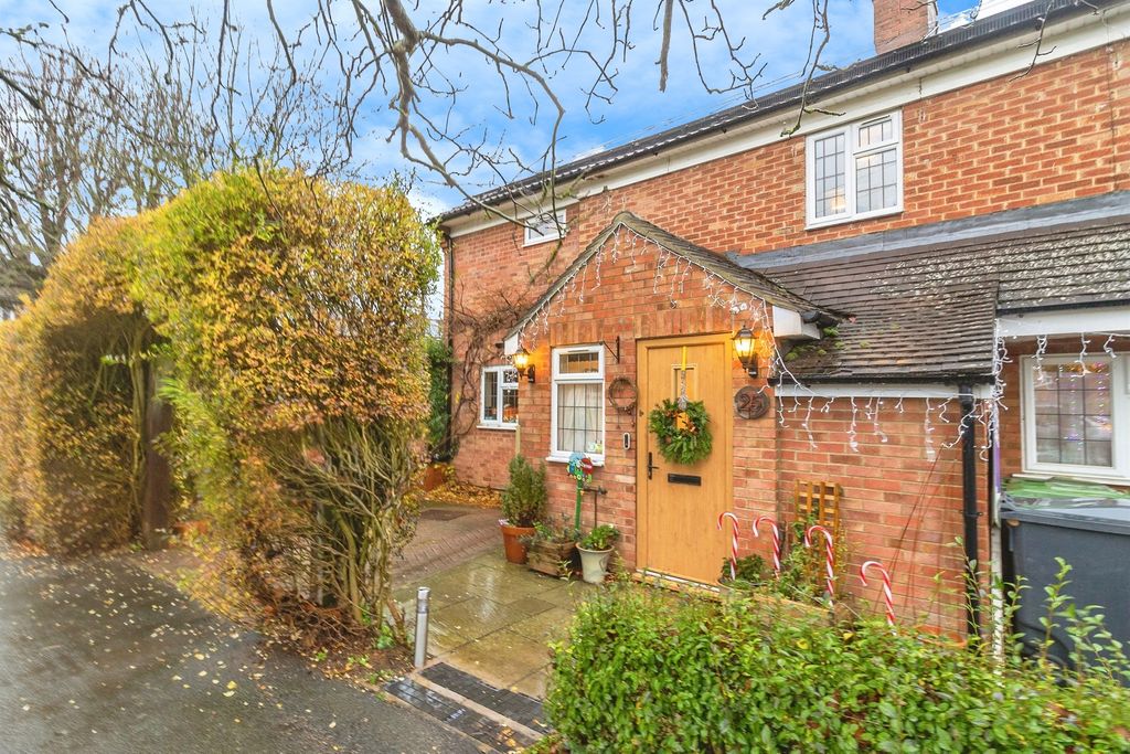 Property photo 1 of 17