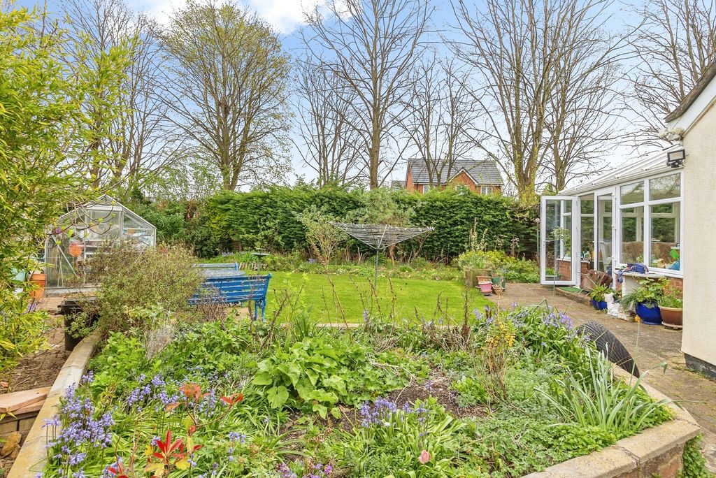 Property photo 2 of 20 Pbox-Img.Jpg