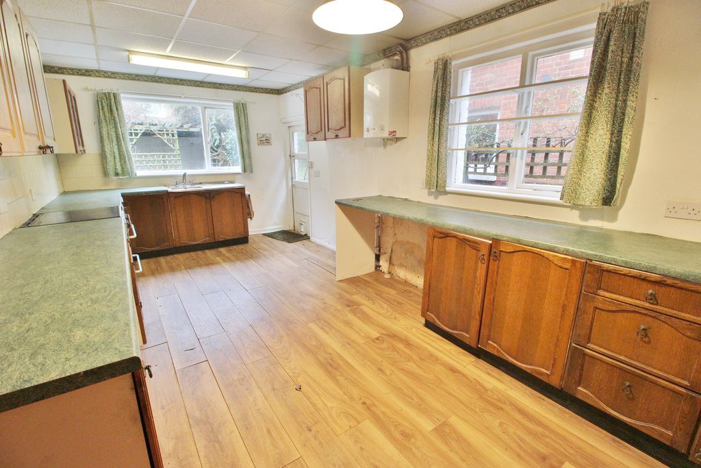 Property photo 2 of 17