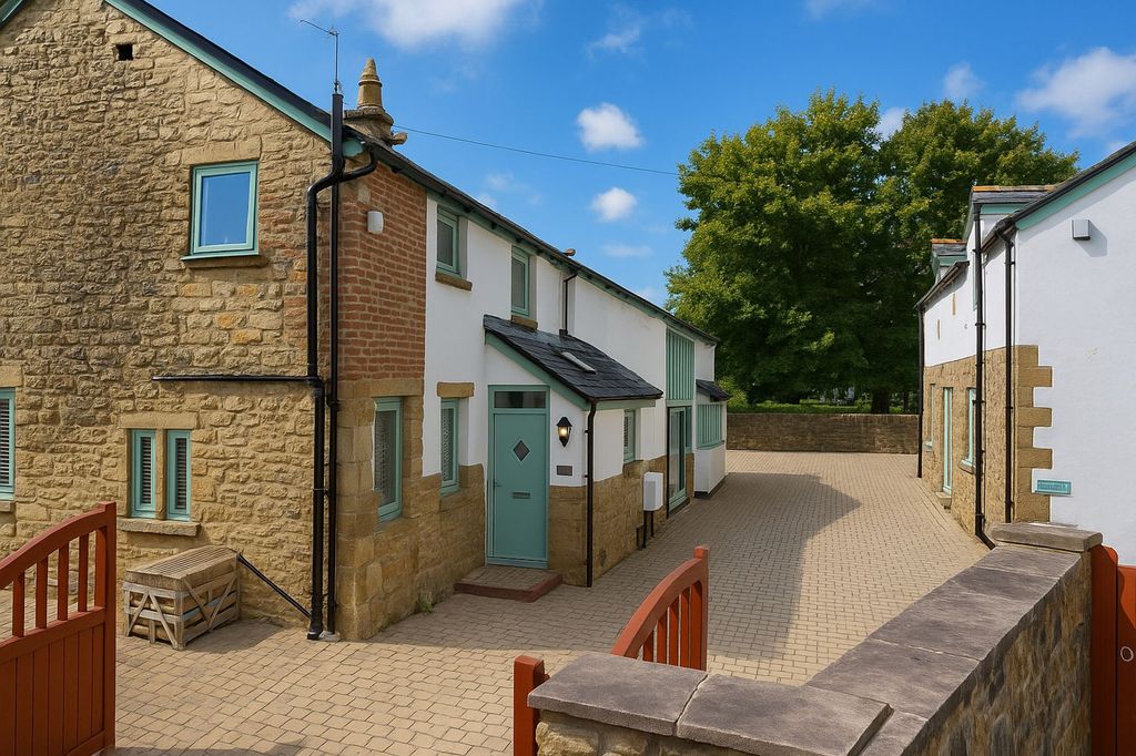 Property photo 2 of 53