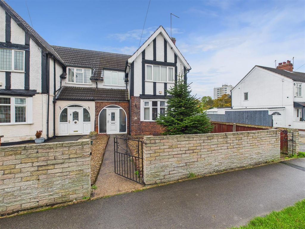 Property photo 1 of 12 Cam05451G0-Pr0072-Still017.Jpg