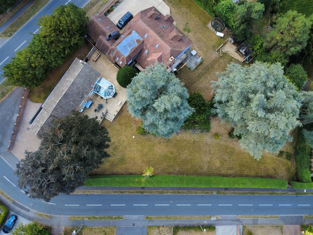 Property photo 3 of 38 Gzhw1909.Jpg