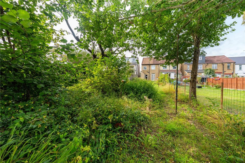 Property photo 3 of 15 Picture No. 20