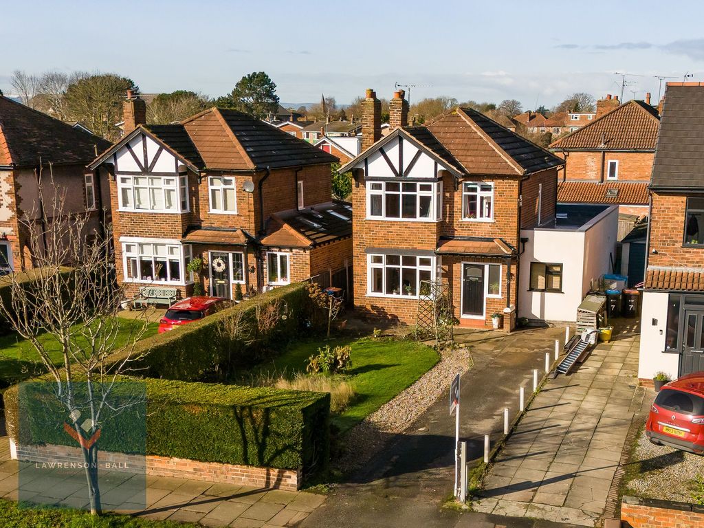 Property photo 2 of 22