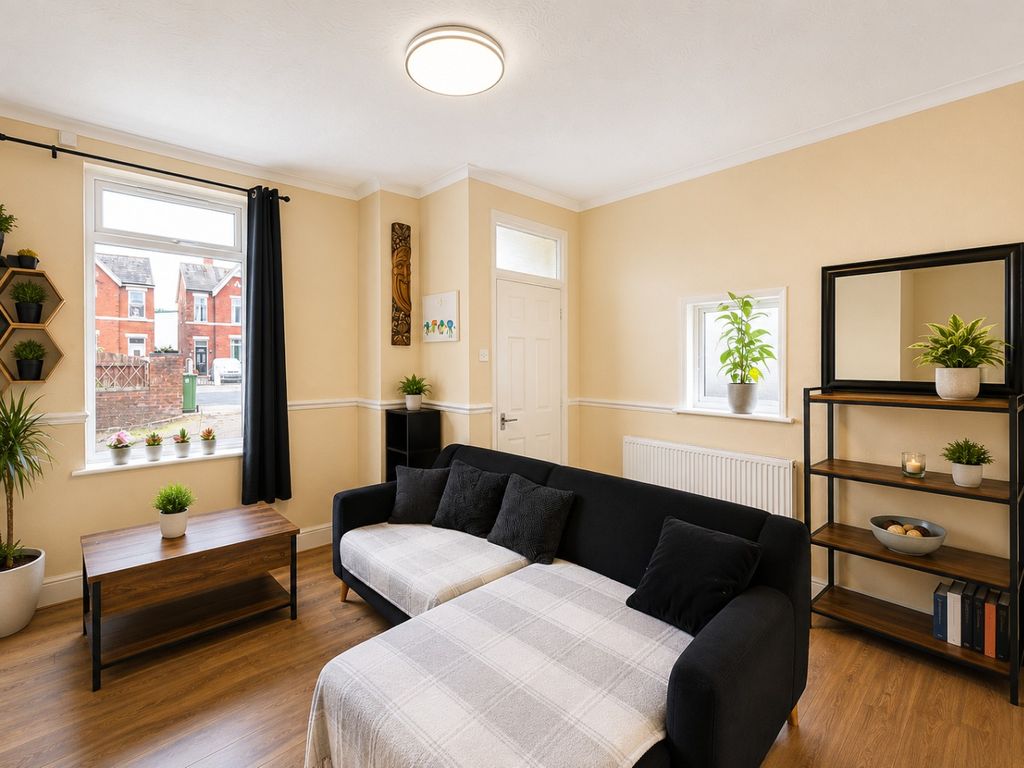 Property photo 3 of 14 5326434