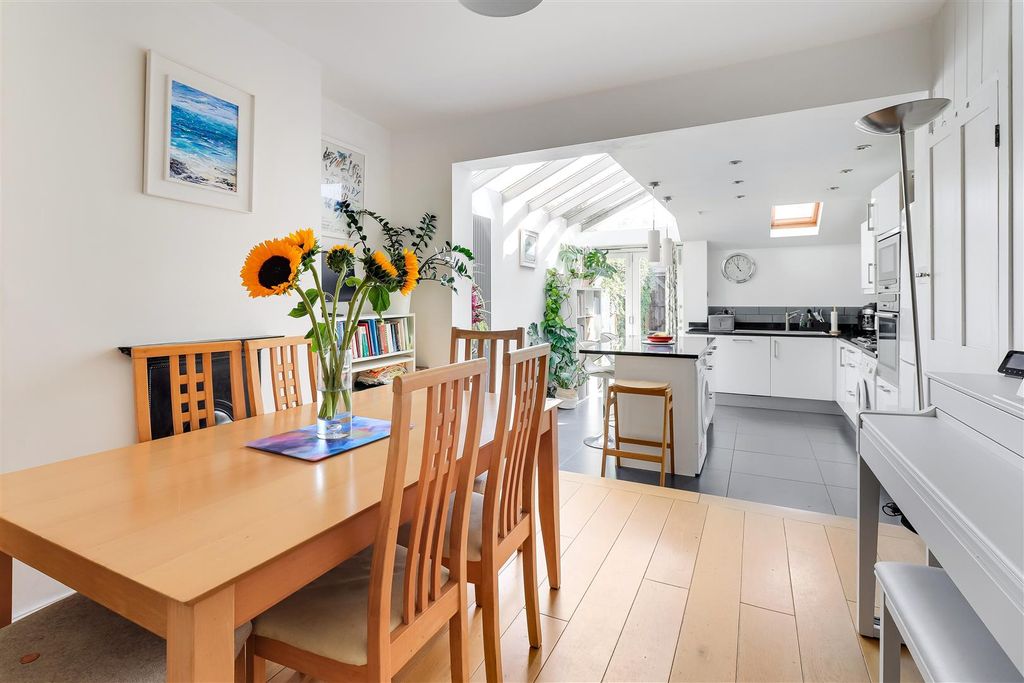 Property photo 2 of 15 Img (3).Jpg