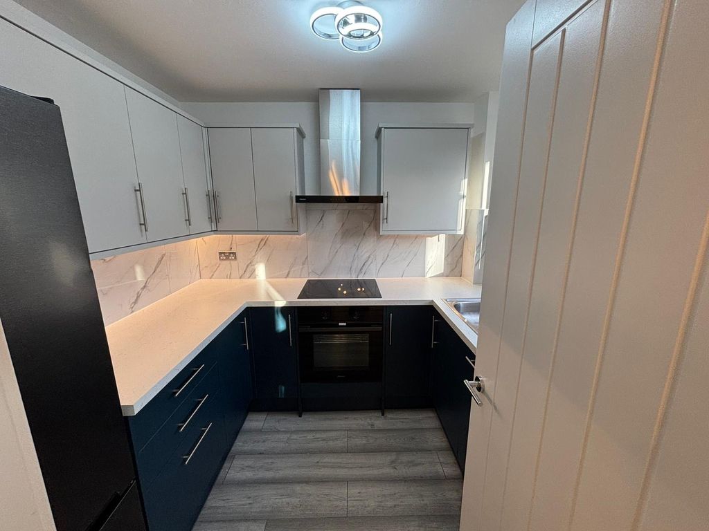 Property photo 2 of 12 New Kitchen