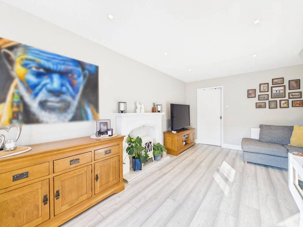 Property photo 3 of 9 Picture No. 02