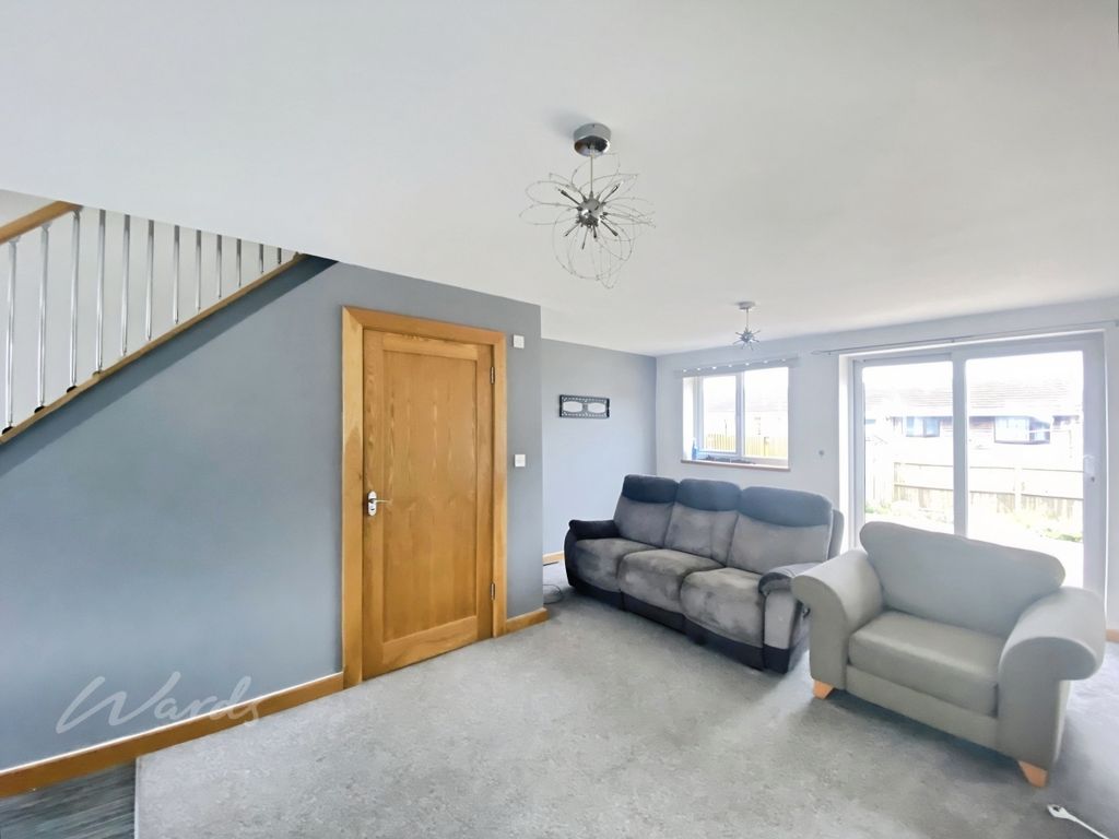 Property photo 2 of 8 Ferry View Lounge 1