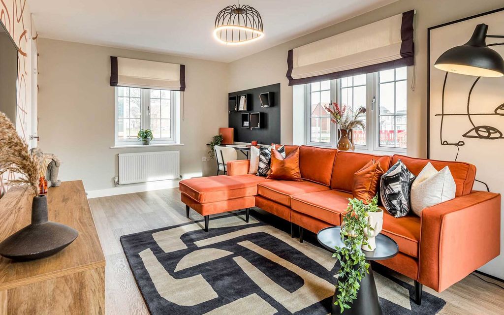 Property photo 1 of 11 Living Room 