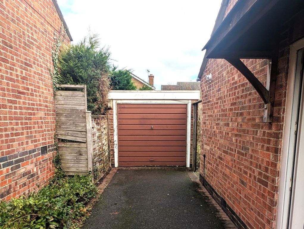 Property photo 3 of 21