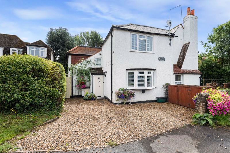 Property photo 1 of 33 Photo 11