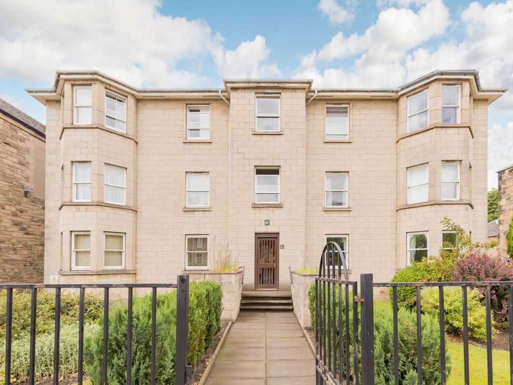 Property photo 1 of 16 79608_Mayfieldgar-002