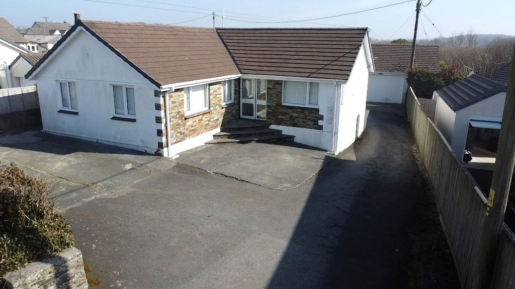 Property photo 1 of 20 Picture No. 23