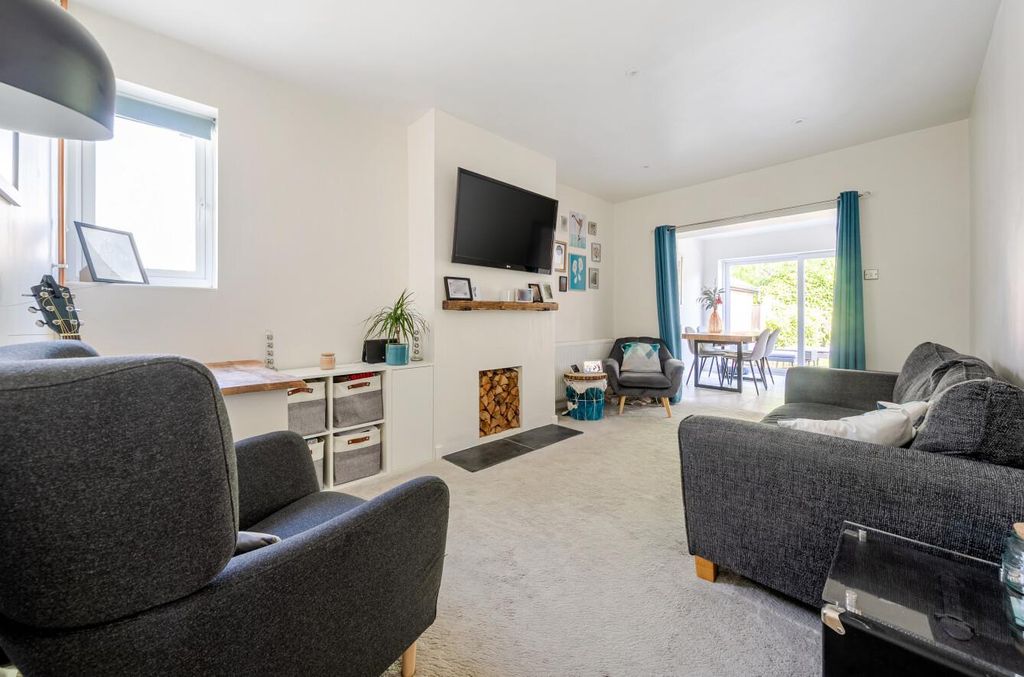 Property photo 2 of 16 1354473-1-68c824Ad4B585.Jpg