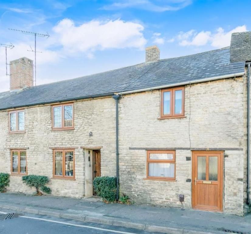 Property photo 1 of 5 Front