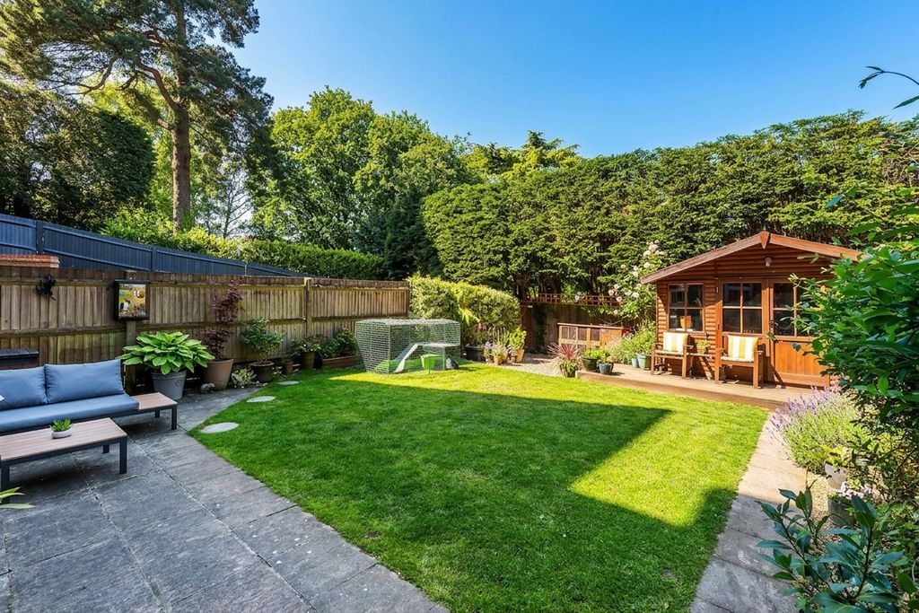 Property photo 1 of 23