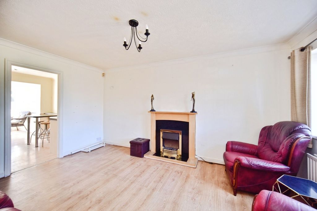 Property photo 2 of 13 Pbox-Img.Jpg
