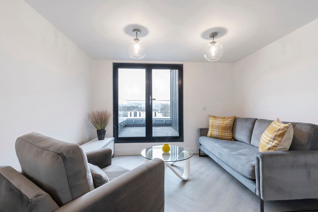 Property photo 3 of 16