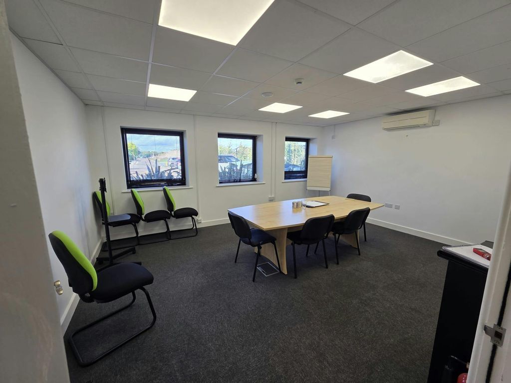 Property photo 2 of 17 Img20250918Wa0011.Jpg