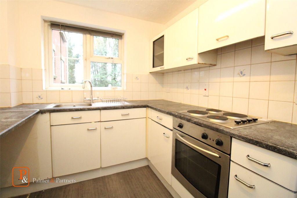 Property photo 3 of 6 Picture No. 05