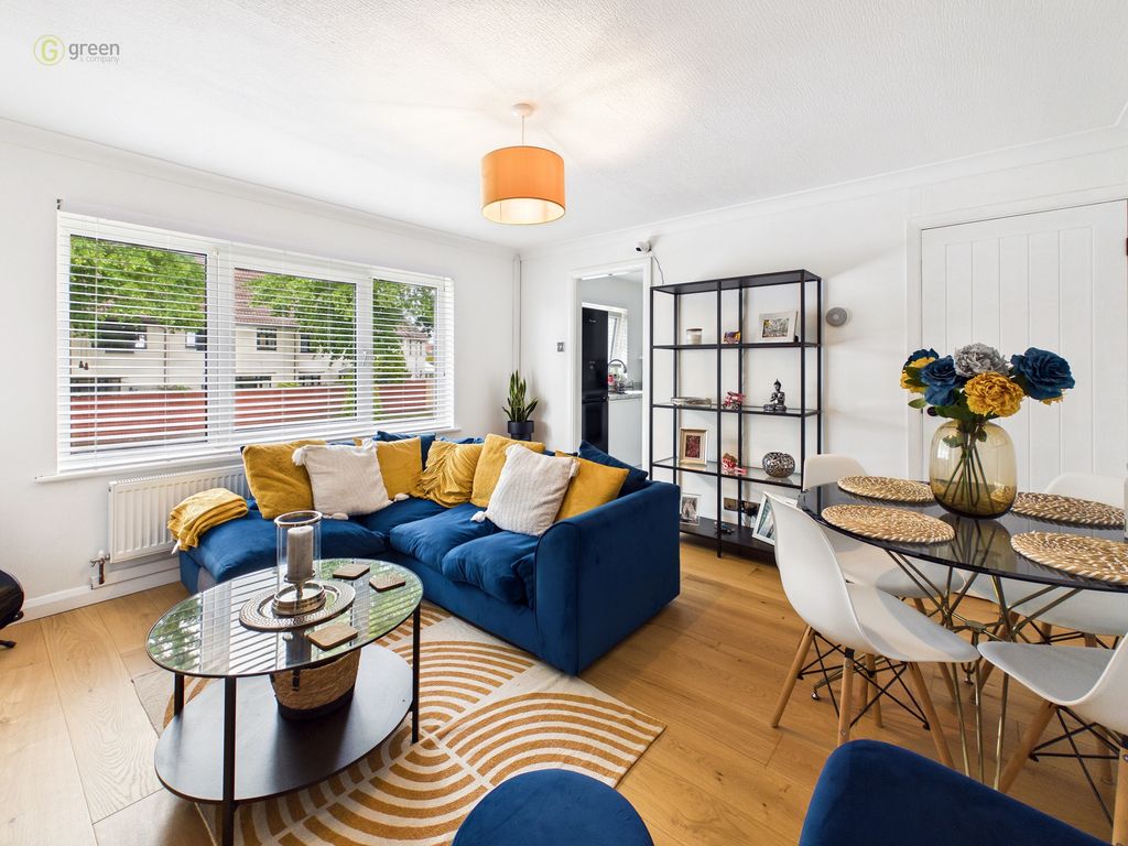 Property photo 3 of 13 1Eef77832F6c4c76Ab1Fd799614c9742100Cam03830G0Pr0345Still003