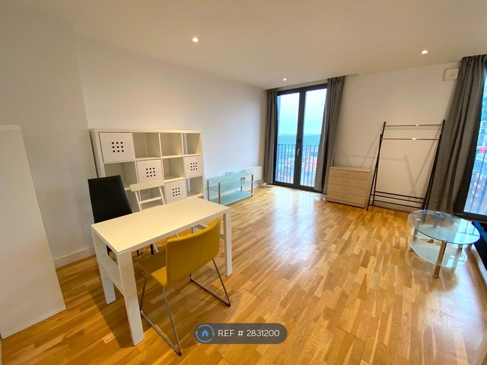 Property photo 2 of 8