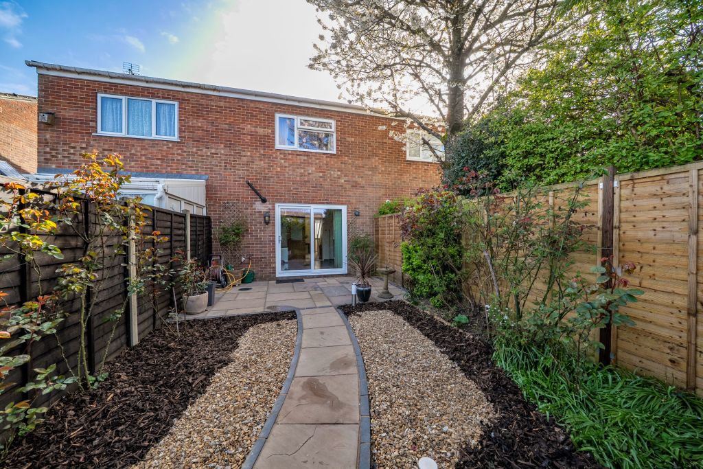 Property photo 2 of 21