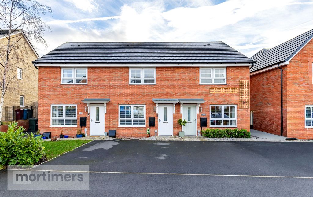 Property photo 1 of 15 External