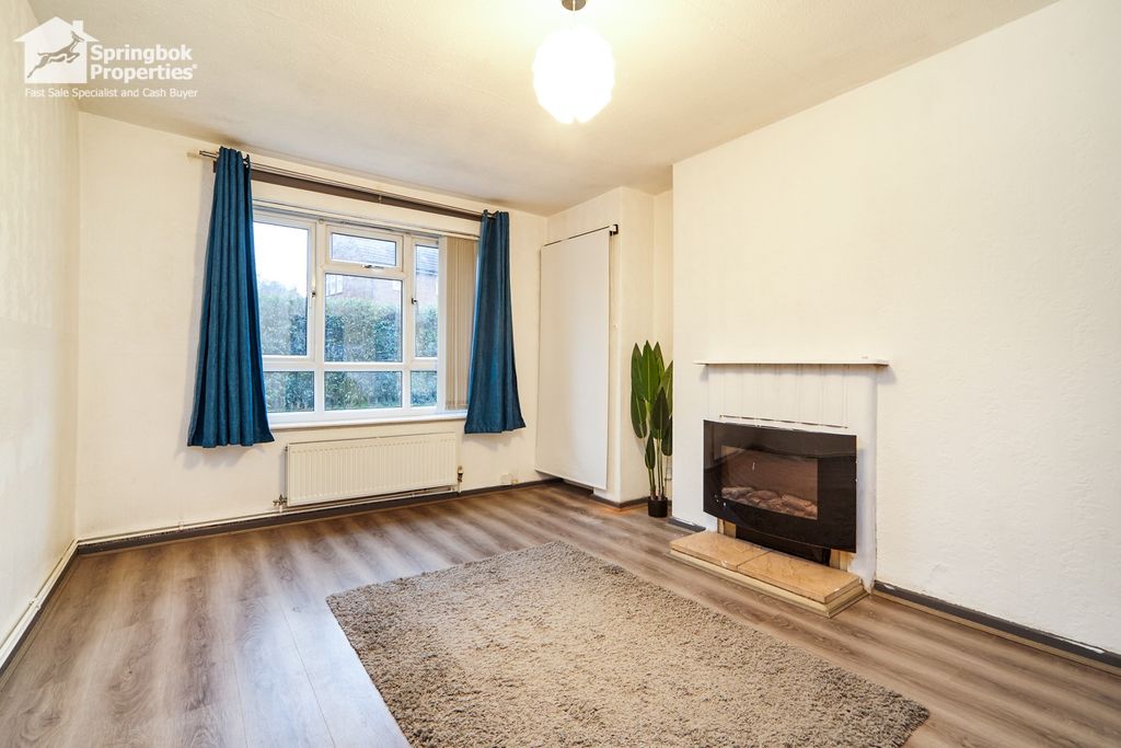 Property photo 2 of 12 Image 1