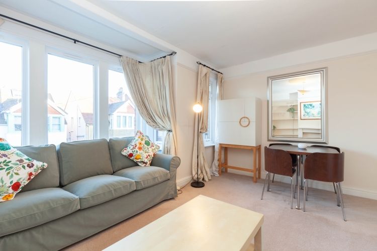 Property photo 2 of 6 309800