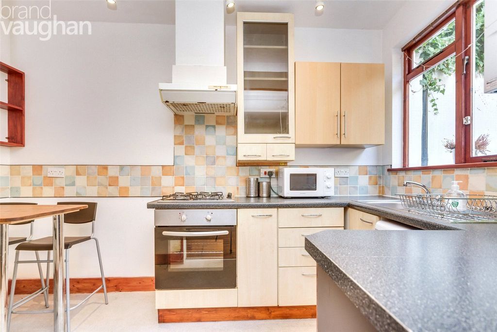 Property photo 3 of 13 Picture No. 35
