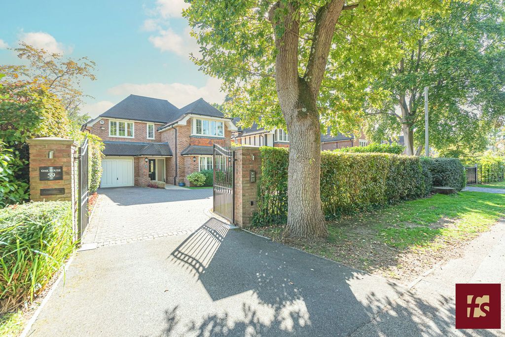 Property photo 1 of 33