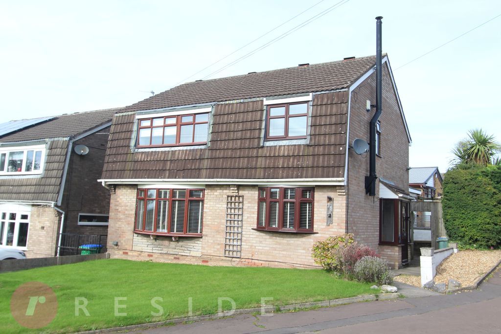Property photo 1 of 19 House