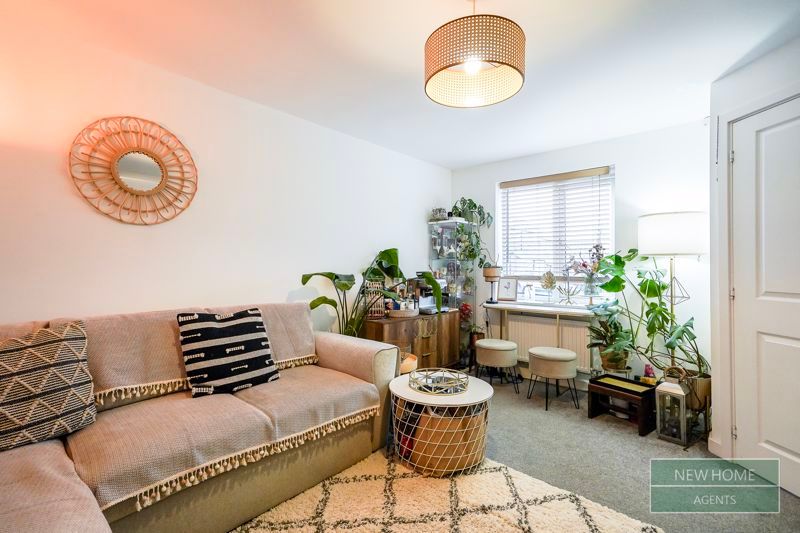 Property photo 2 of 15 Photo 8