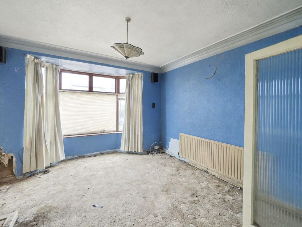 Property photo 3 of 22