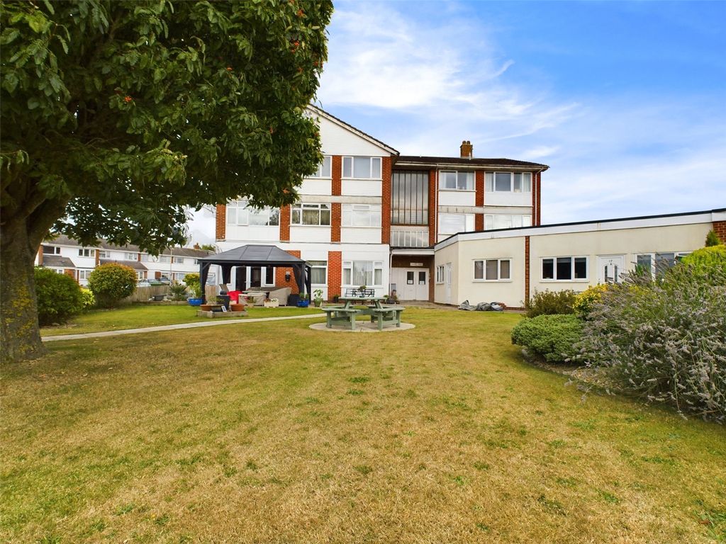 Property photo 1 of 11 Picture No. 27